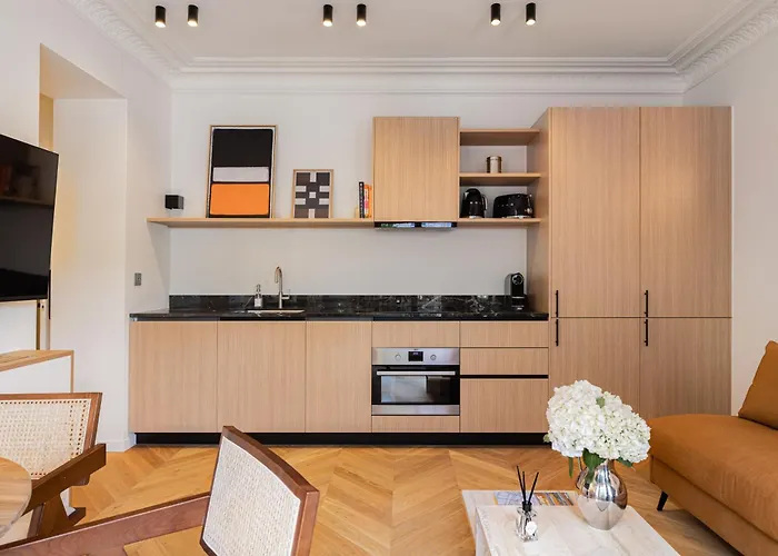 La - Voltaire I - 1 Bedroom With Ac *